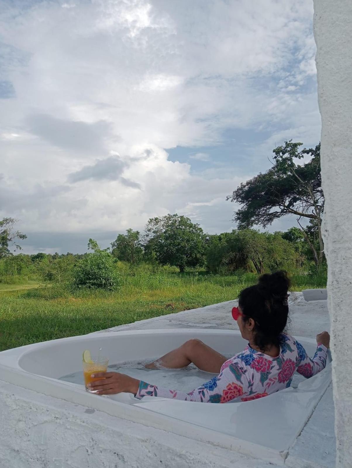 Epic Wild Wilpattu Villa Nochchiyagama Exterior photo